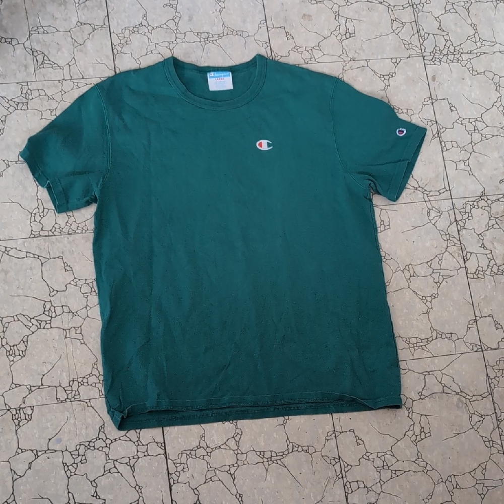 🍁Champion Green Tee